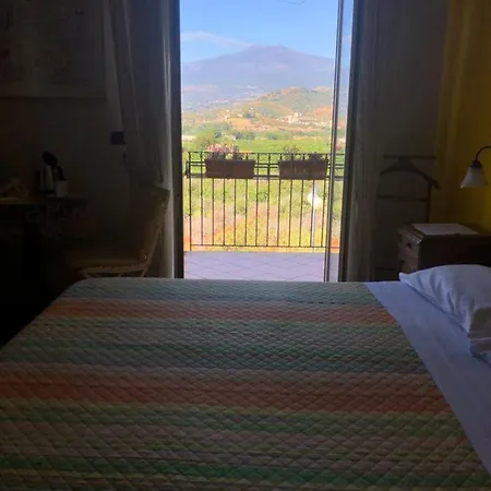 Villino Lenci Alojamento de Acomodação e Pequeno-almoço Trappitello