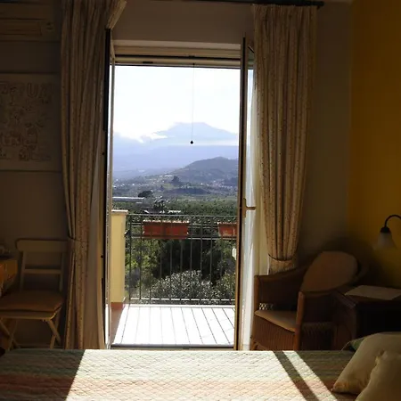 Villino Lenci Bed & Breakfast Trappitello