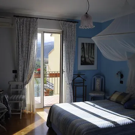 Villino Lenci Bed & Breakfast